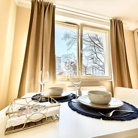 Cozy Bajeczna Lägenhet *
